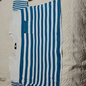 Level Eight XL women boxy cap sleeves tshirt  green and white with zipper pocket